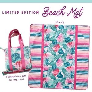Matilda Jane Pink & Teal Leaf-Print Beach Mat